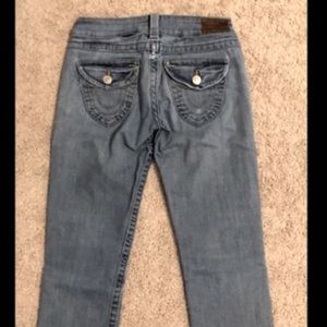 🎉 3 FOR $25 🎉 
True religion cropped jeans